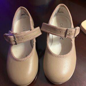 Toddler girl Capezio tap shoes
